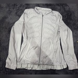 Lululemon Spring Fling Puffy windbreaker jacket Silver Size 8